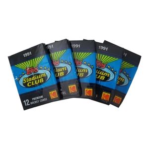 Topps Stadium Club hockey card packs 🏒 NEW